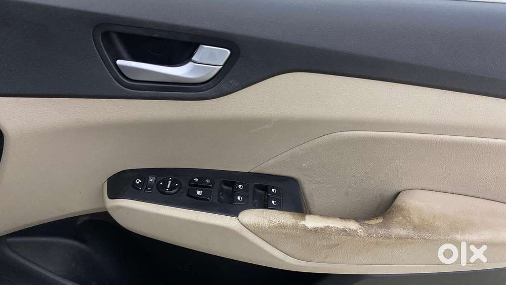 Hyundai Verna 1.6 Sx (o) Vtvt At, 2017, Petrol