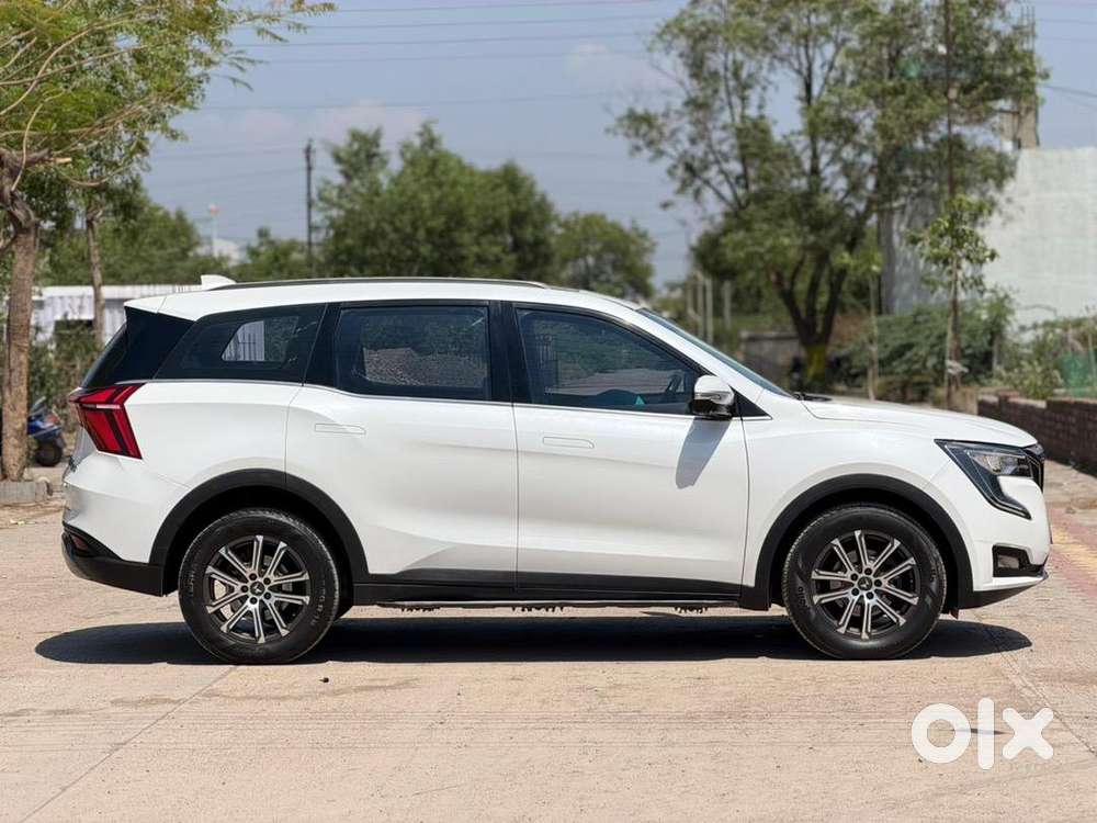Mahindra Xuv 700 Ax7l Diesel Automatic Fully Mainted
