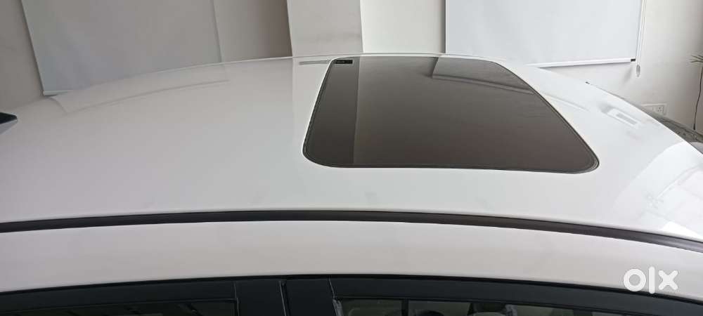 Hyundai Verna 1.5 Mpi Mt Sx (o), 2025, Petrol