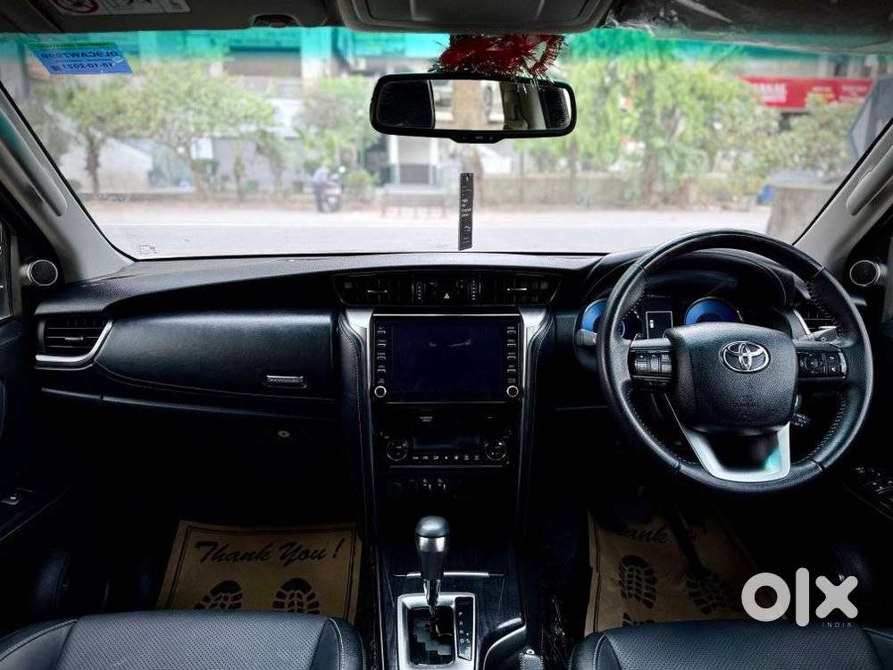 Toyota Fortuner 4x2 At 2.7 Petrol, 2021, Petrol