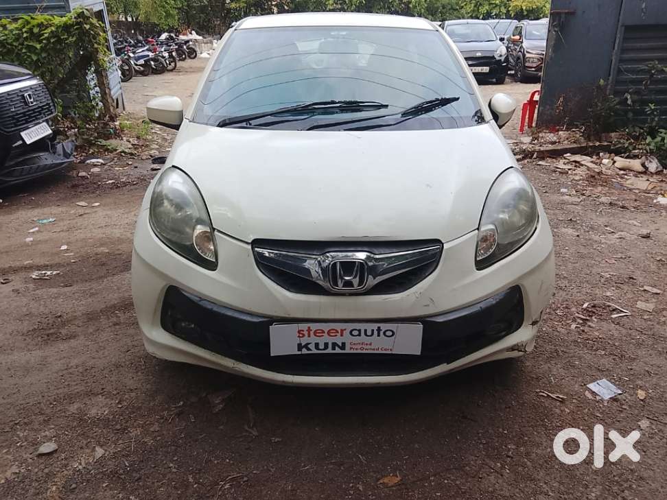 Honda Brio V Automatic, 2013, Petrol