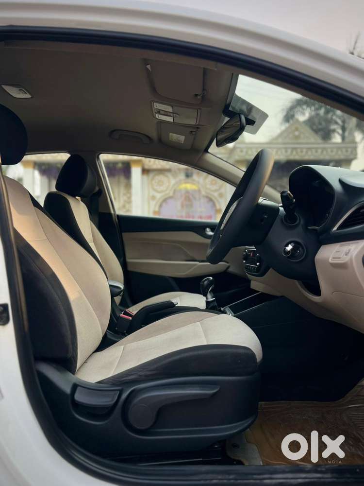 Hyundai Verna Vtvt 1.6 Sx, 2017, Petrol