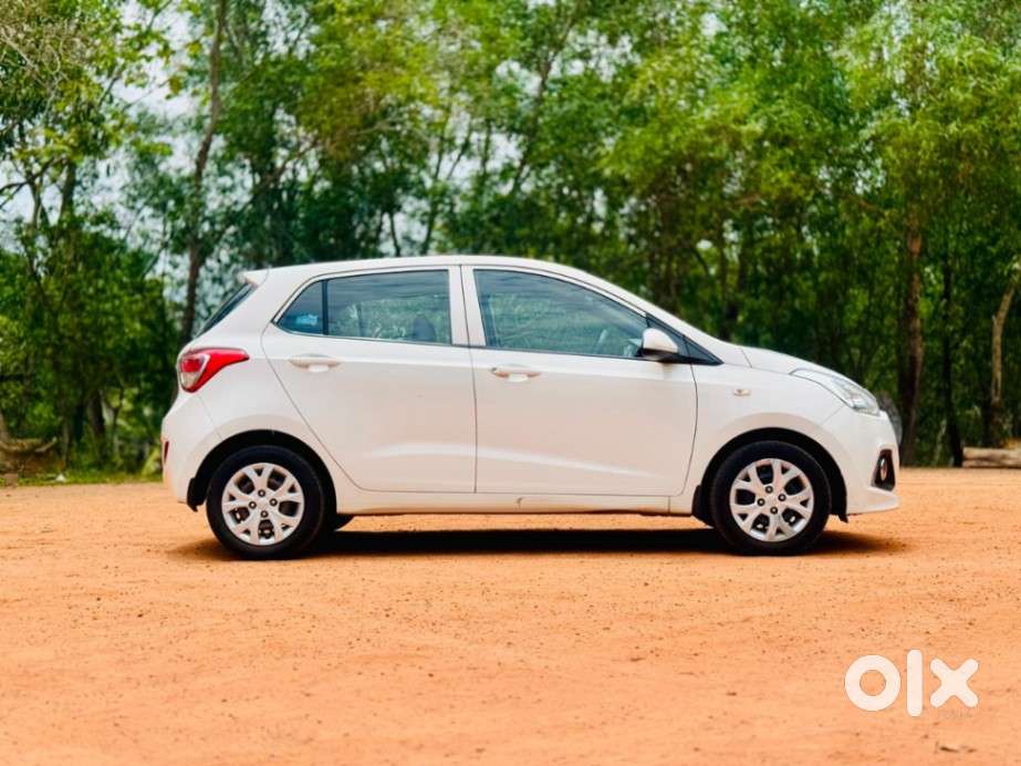 Hyundai Grand I10 2016-2017 Magna At, 2016, Petrol