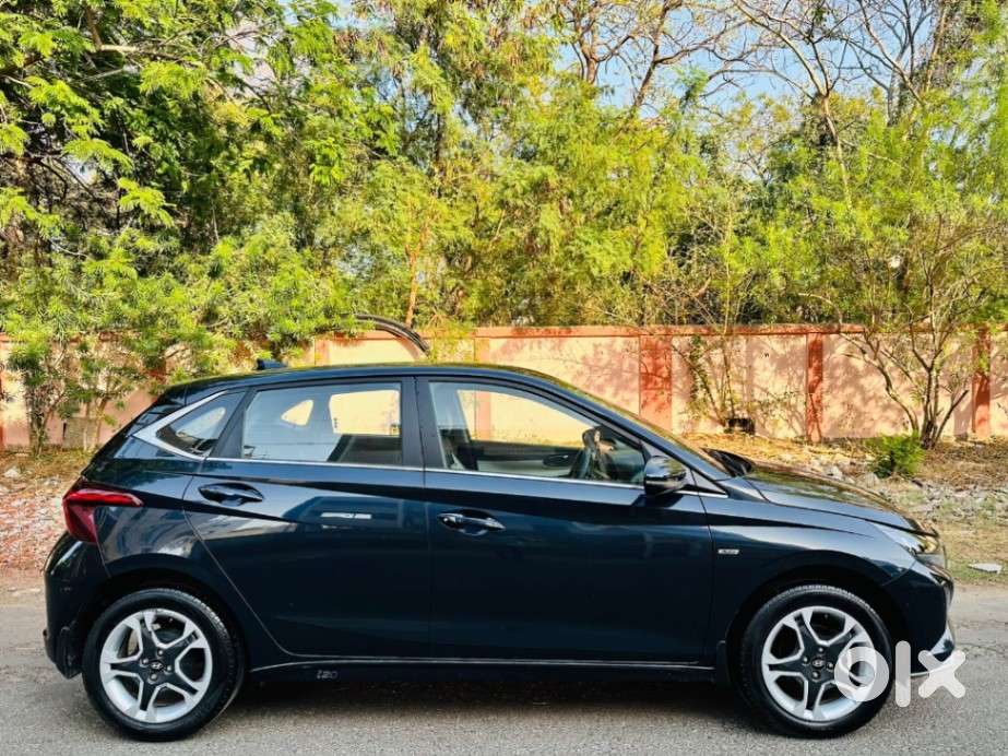 Hyundai I20 Sportz 1.2 Ivt, 2025, Petrol