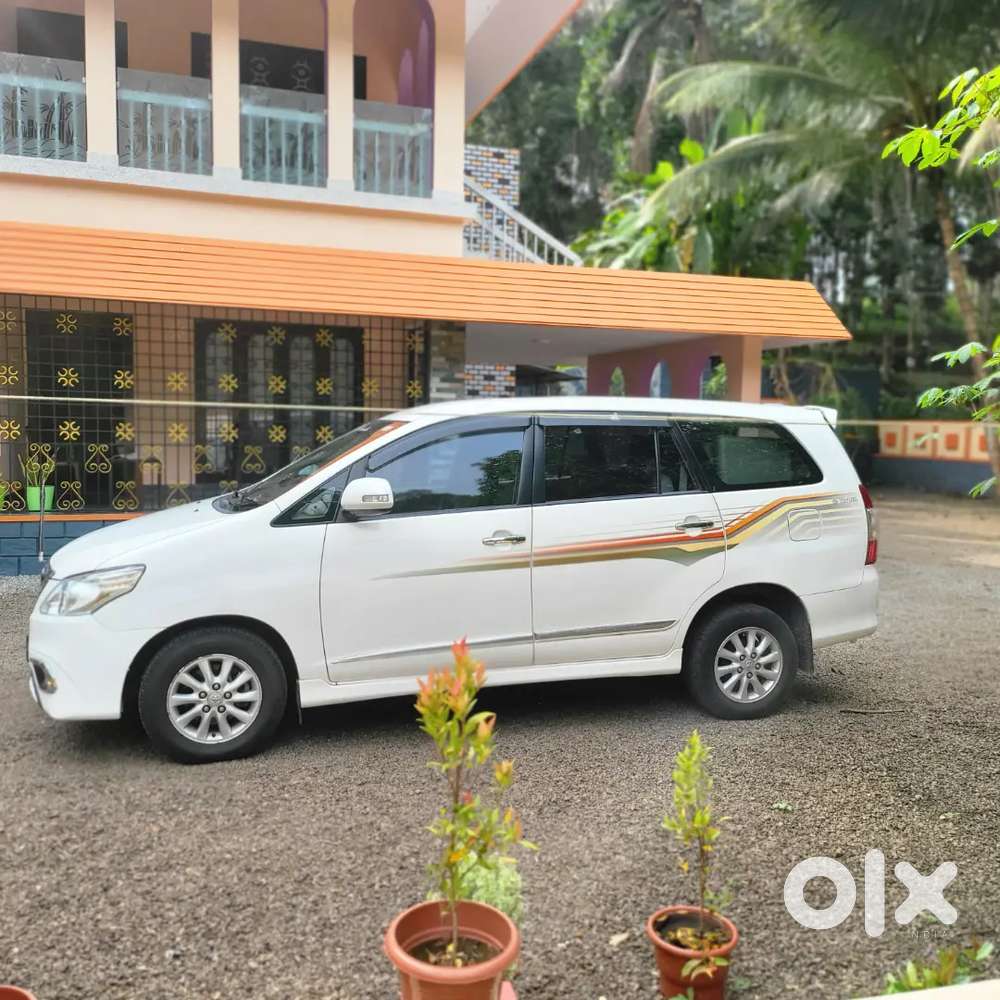 Toyota Innova 2.0 Vx 2013
