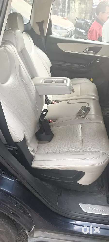 Mahindra Xuv700 Ax7l 2023