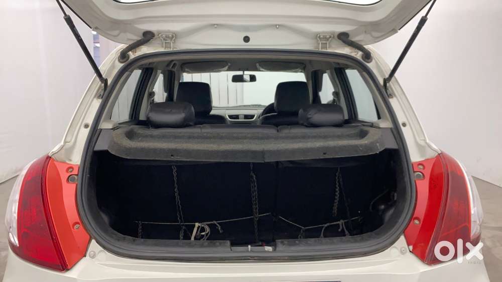 Maruti Suzuki Swift Lxi, 2016, Petrol