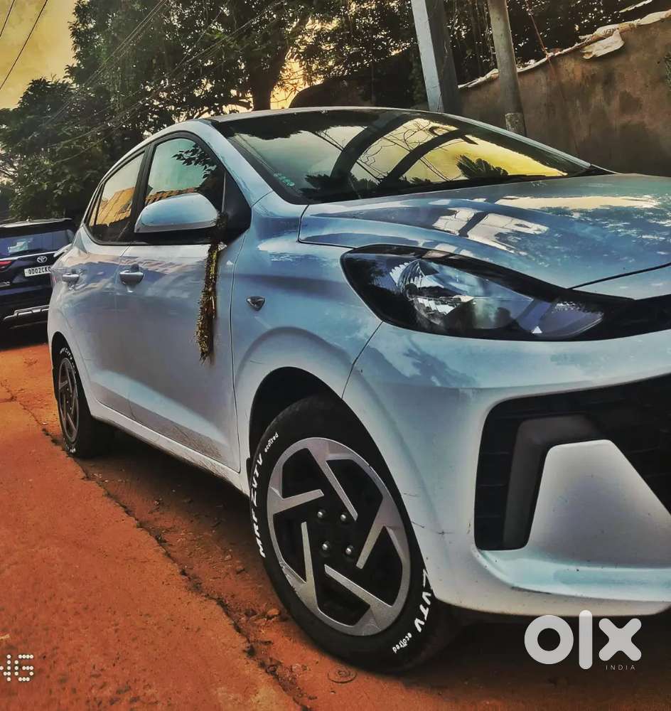 Hyundai Aura 2025 Petrol Well Maintained