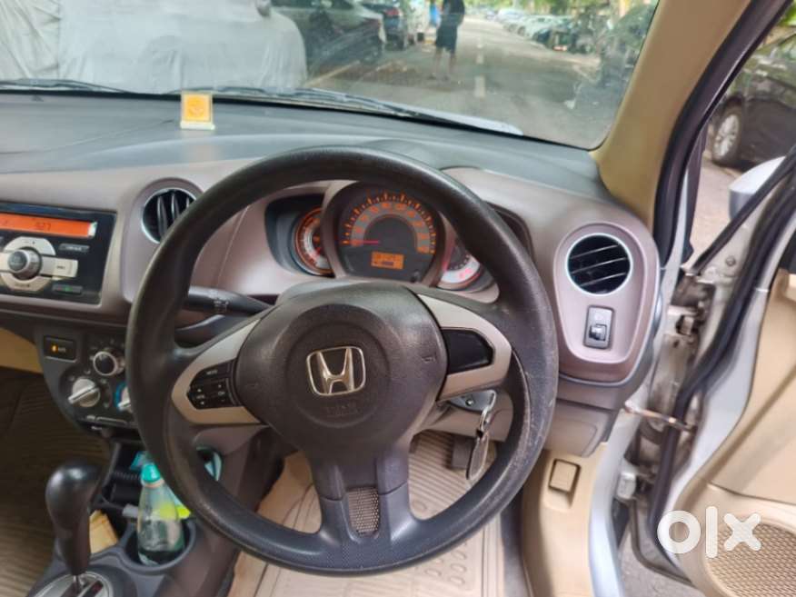 Honda Brio V Automatic, 2013, Petrol