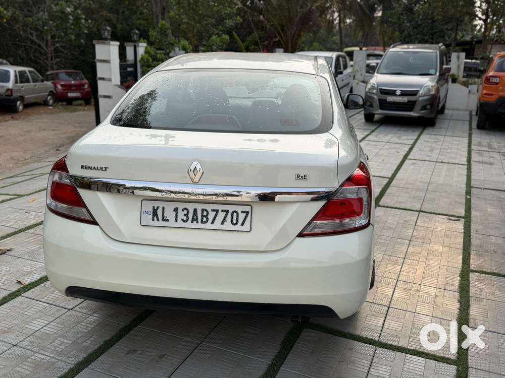 Renault Scala Rxe Petrol, 2014, Petrol