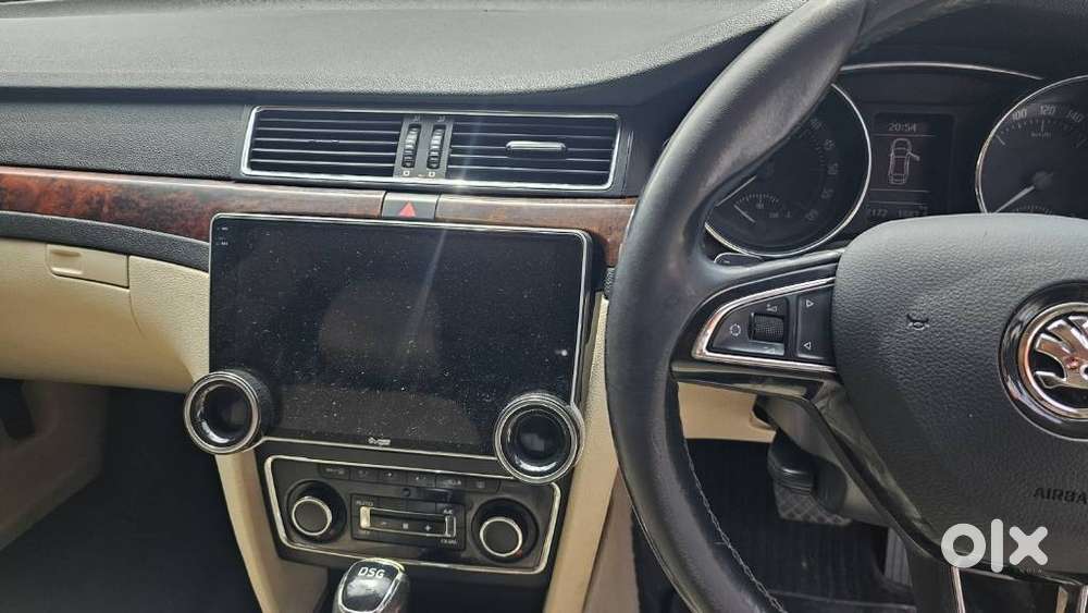 Skoda Superb Elegance 1.8 Tsi At, 2014, Petrol