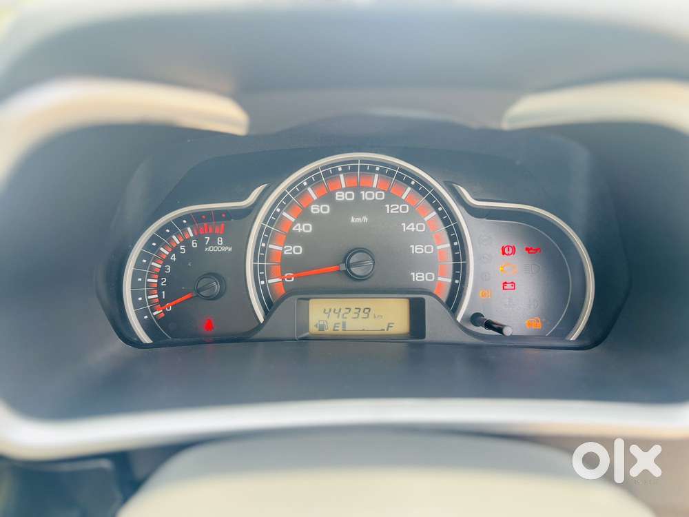 Maruti Suzuki Alto K10 Vxi, 2017, Petrol