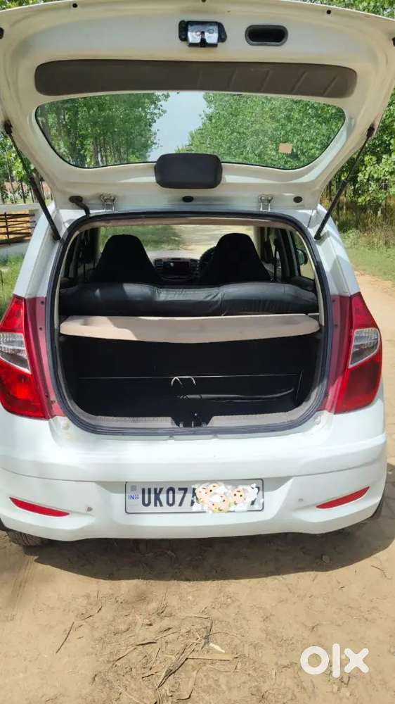 Hyundai I10 2012 Petrol 78000 Km Driven
