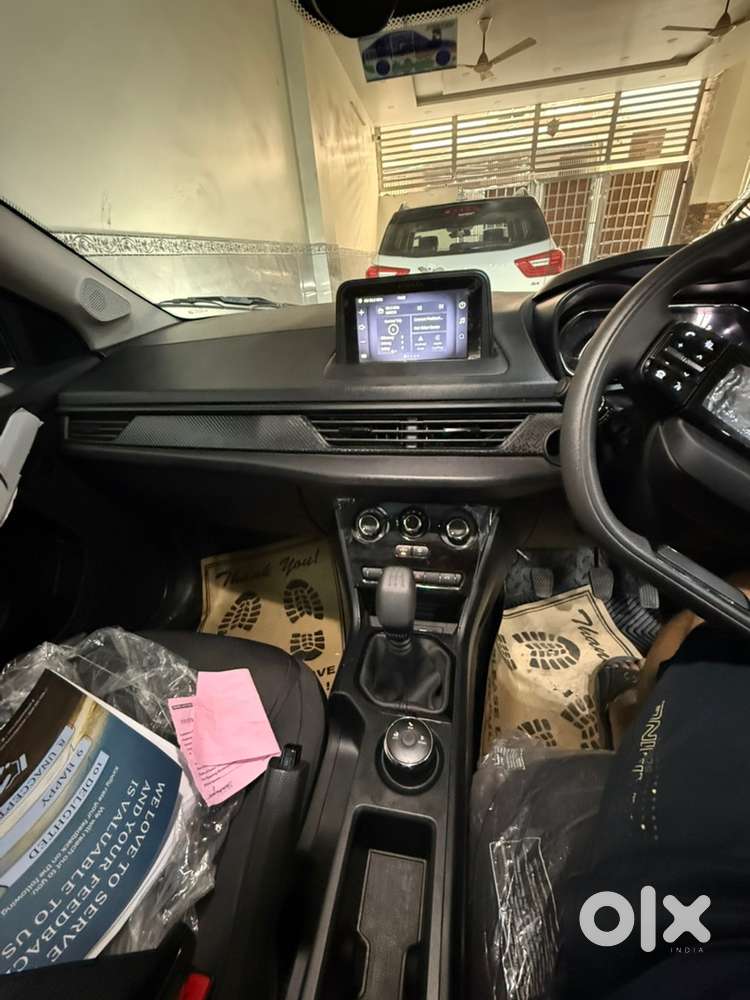 Tata Nexon 2025 Petrol 370 Km Driven