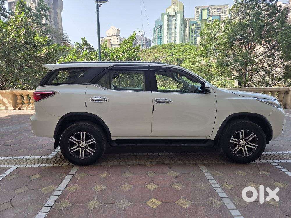 Toyota Fortuner 4x2 At 2.8 Diesel, 2021, Diesel