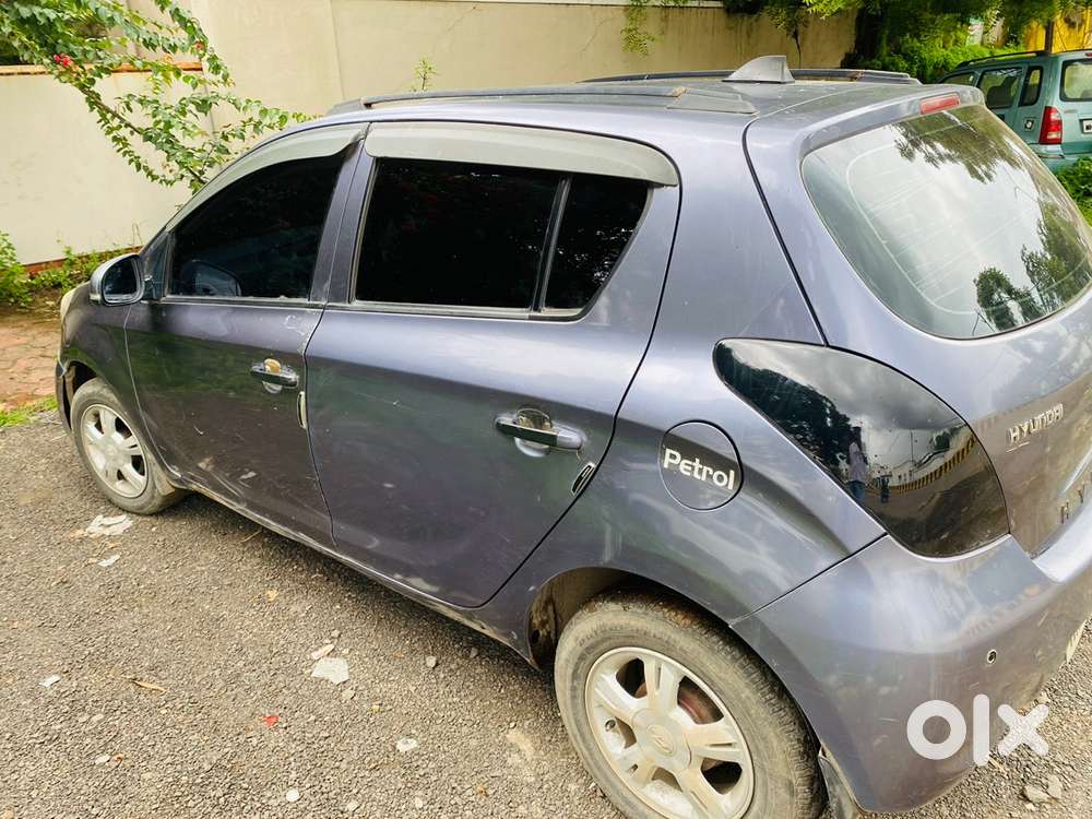 Hyundai I20 Petrol Manual 2011
