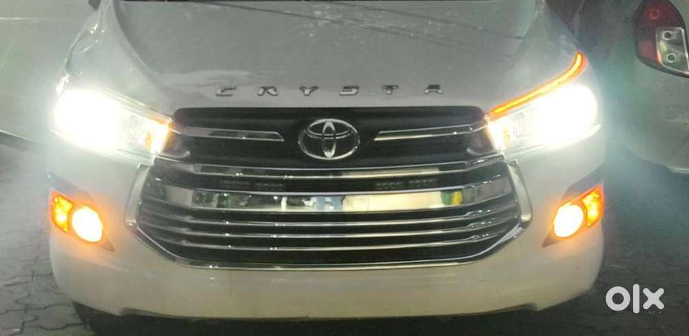 Toyota Innova Crysta 2016  50,651km  Petrol Manual  Well Maintaine