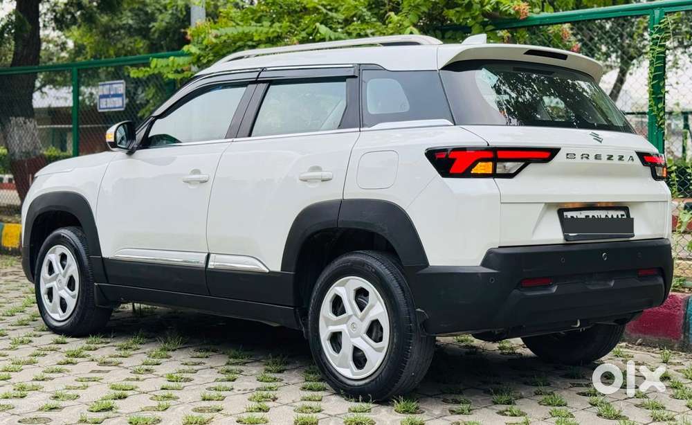 Maruti Suzuki Brezza Vxi S-cng, 2023, Petrol