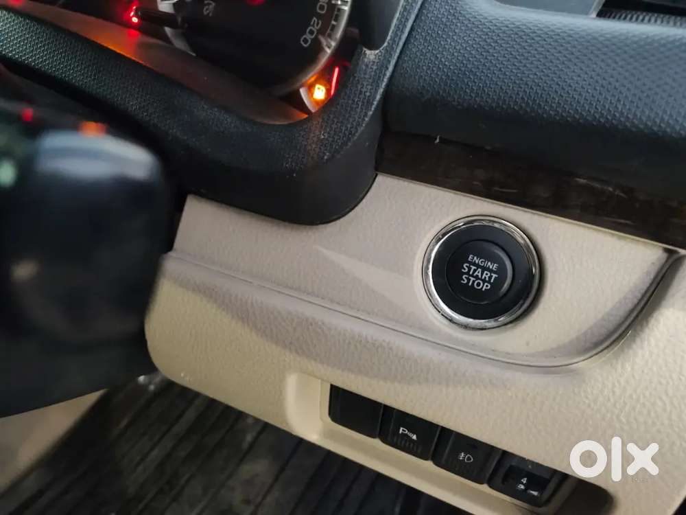 Maruti Suzuki Dzire 2015 Petrol 70000 Km Driven