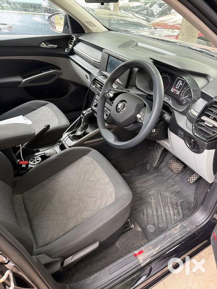 Skoda Kylaq 2025 Petrol 16000 Km Driven Automatic