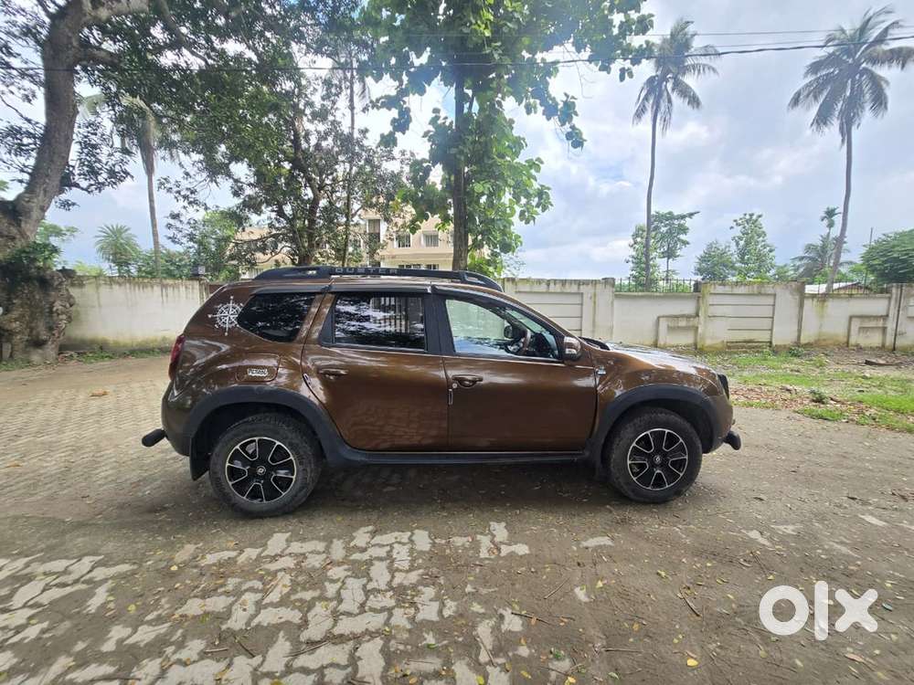 Renault Duster / Excellent Condition / Single Handled Driven /