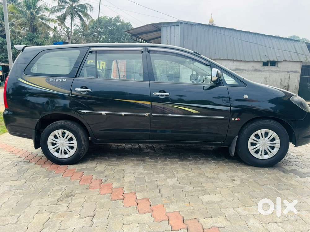 Toyota Innova 2007 Diesel Well Maintained