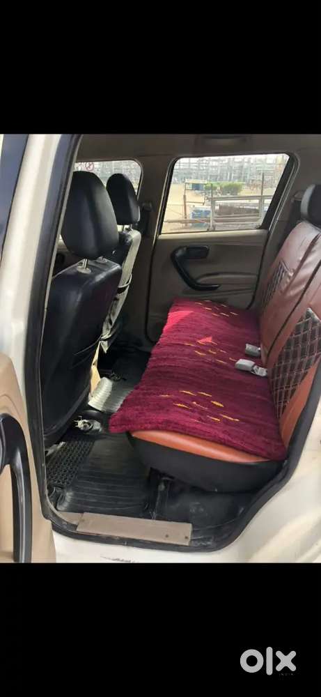 Mahindra Tuv 300 2016