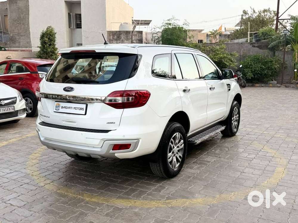 Ford Endeavour 3.2 Titanium At 4x4, 2017, Diesel