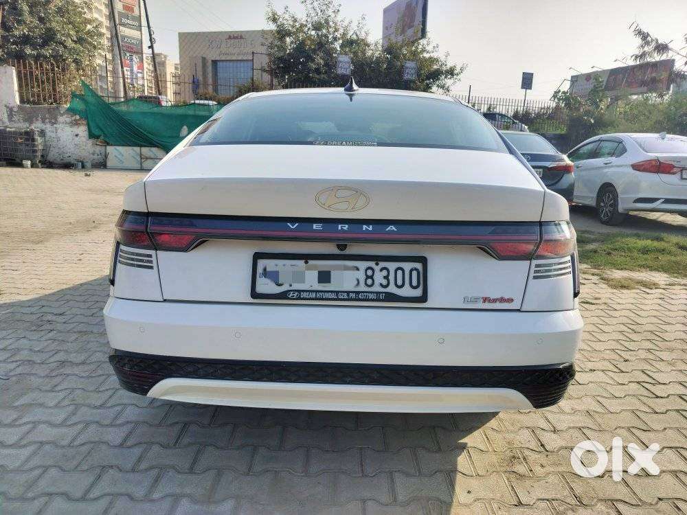 Hyundai Verna Sx (o) 1.5 Turbo Petrol Dct, 2023, Petrol