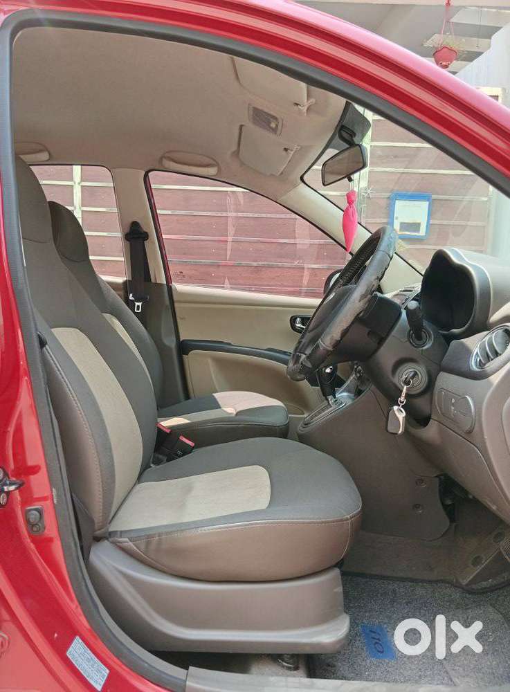 Hyundai I10 Sportz At, 2013, Petrol