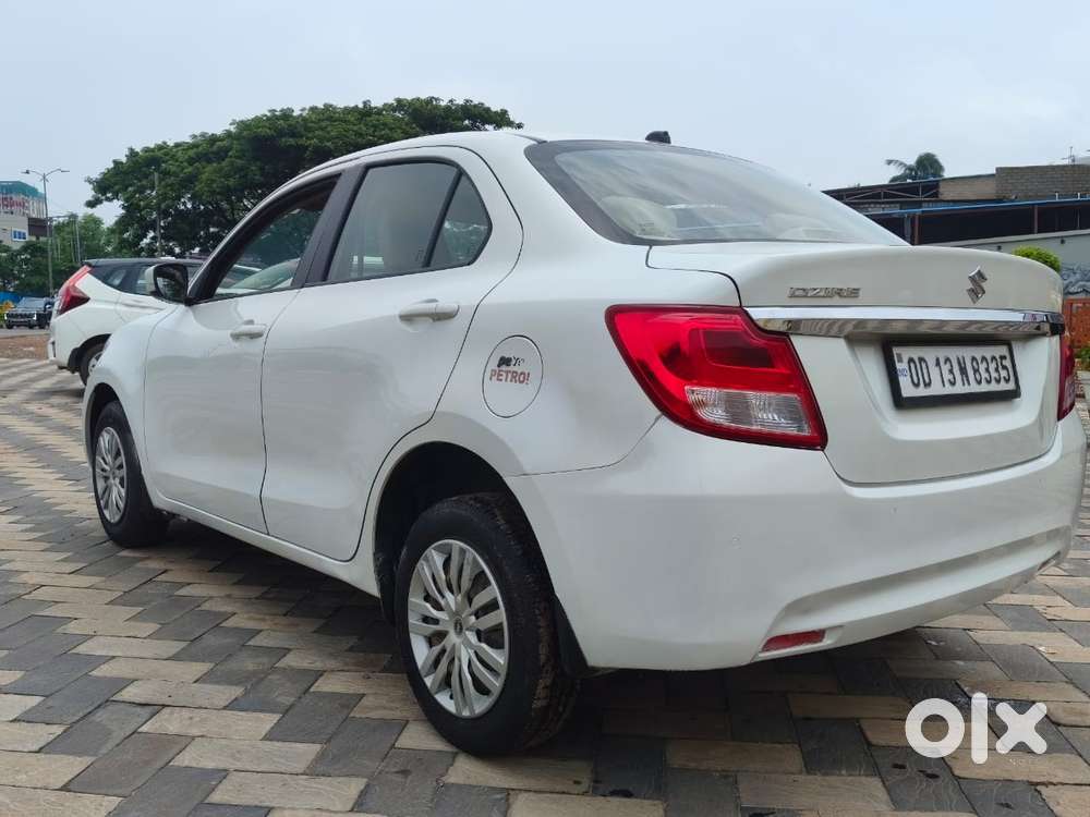 Maruti Suzuki Swift Dzire Vxi Optional, 2020, Petrol