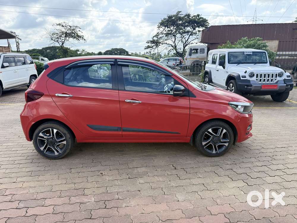 Tata Tiago Xza Plus, 2021, Petrol