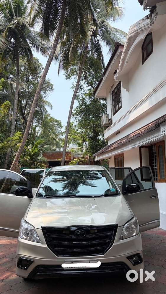 Toyota Innova 2015 Diesel 185554 Km Driven