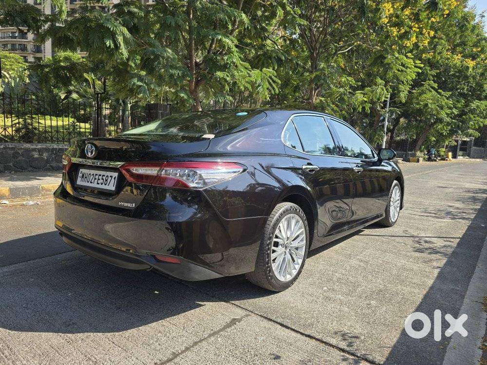 Toyota Camry Hybrid, 2019, Cng & Hybrids