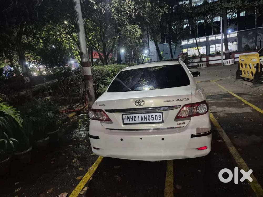 Toyota Corolla Altis 2014 Petrol Well Maintained