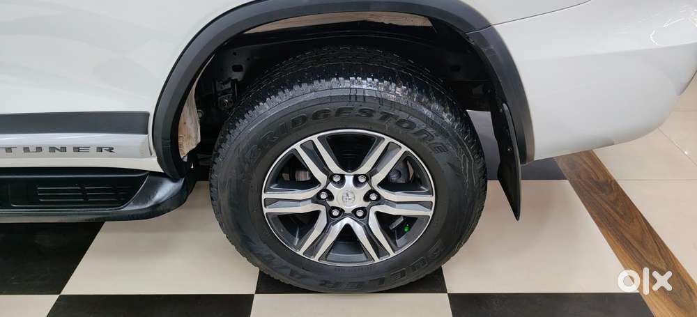 Toyota Fortuner [2021-ongoing] 2.7 2wd Petrol At, 2022, Petrol