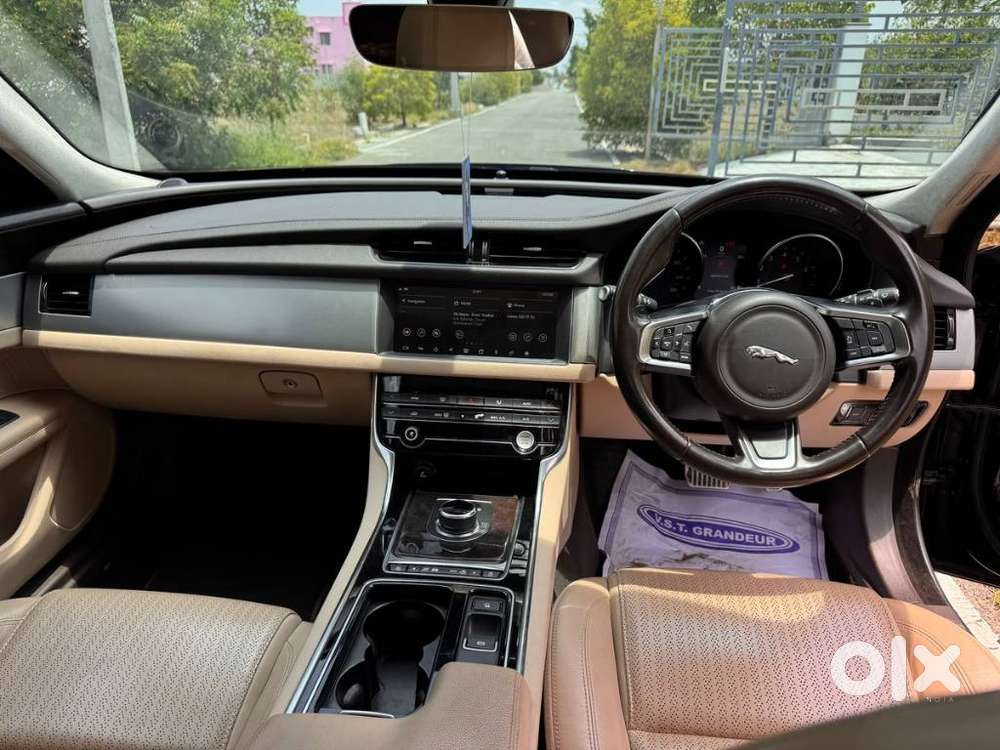 Jaguar Xf, 2020, Petrol