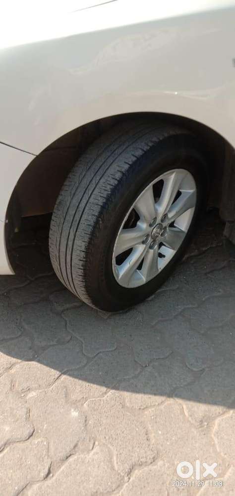 Toyota Corolla Altis G, 2009, Cng & Hybrids