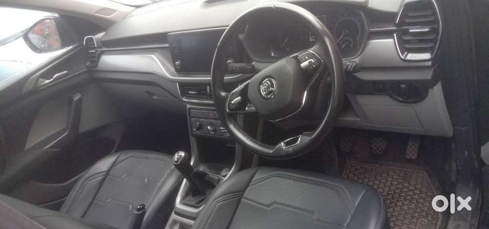 Skoda Kushaq 1.0 Tsi Ambition, 2022, Petrol