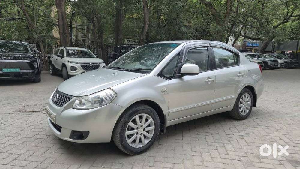 Maruti Suzuki Sx4 Zxi Mt Bsiv, 2012, Petrol