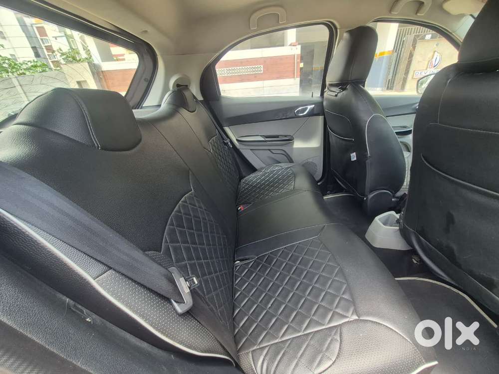 Tata Tiago 1.2 Revotron Xza, 2018, Petrol