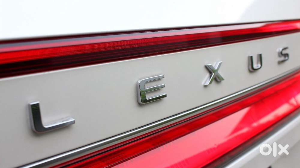 Lexus Lm 350h 4 Str Ultra Luxury, 2024, Petrol