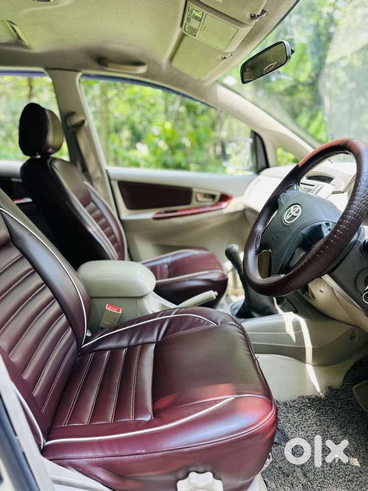 Toyota Innova 2.5 Gx 7 Str Bs-iii, 2012, Diesel