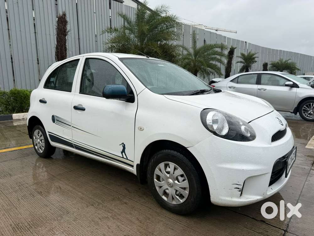 Nissan Micra Xe Petrol, 2016, Petrol