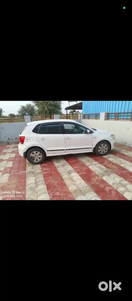 Volkswagen Polo Comfortline डीज़ल 2012