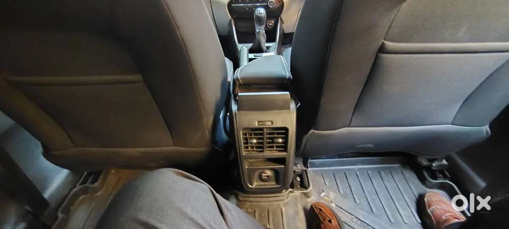 Tata Altroz 2024 Petrol 9000 Km Driven