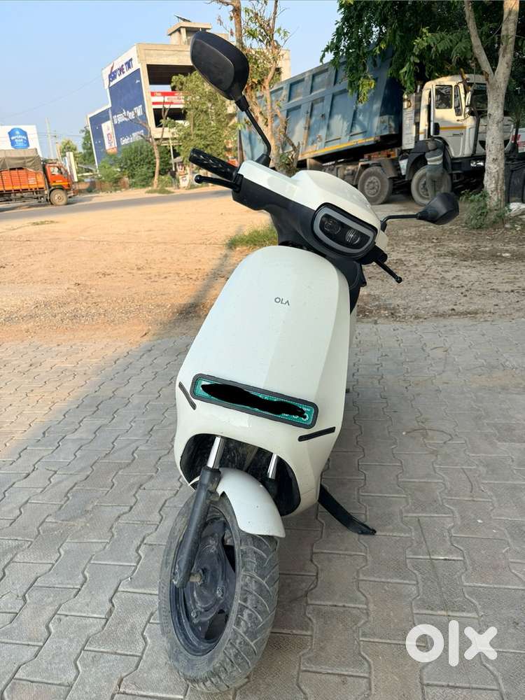 Ola S1 Air Electric Scooter