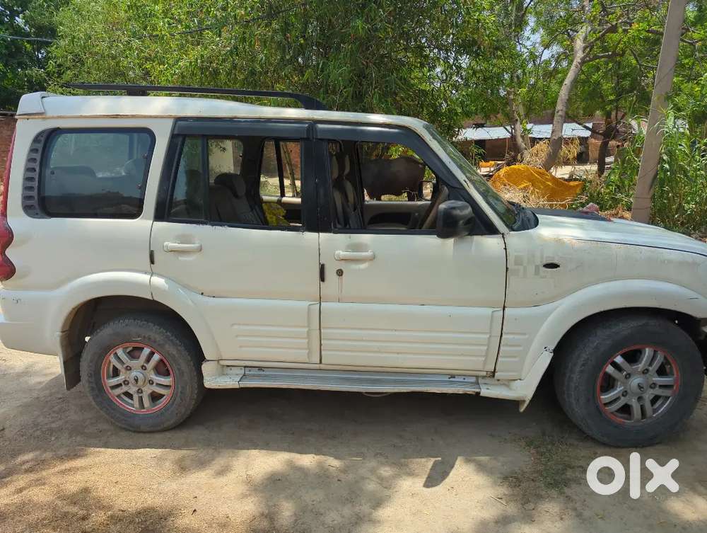 Mahindra Scorpio 2006