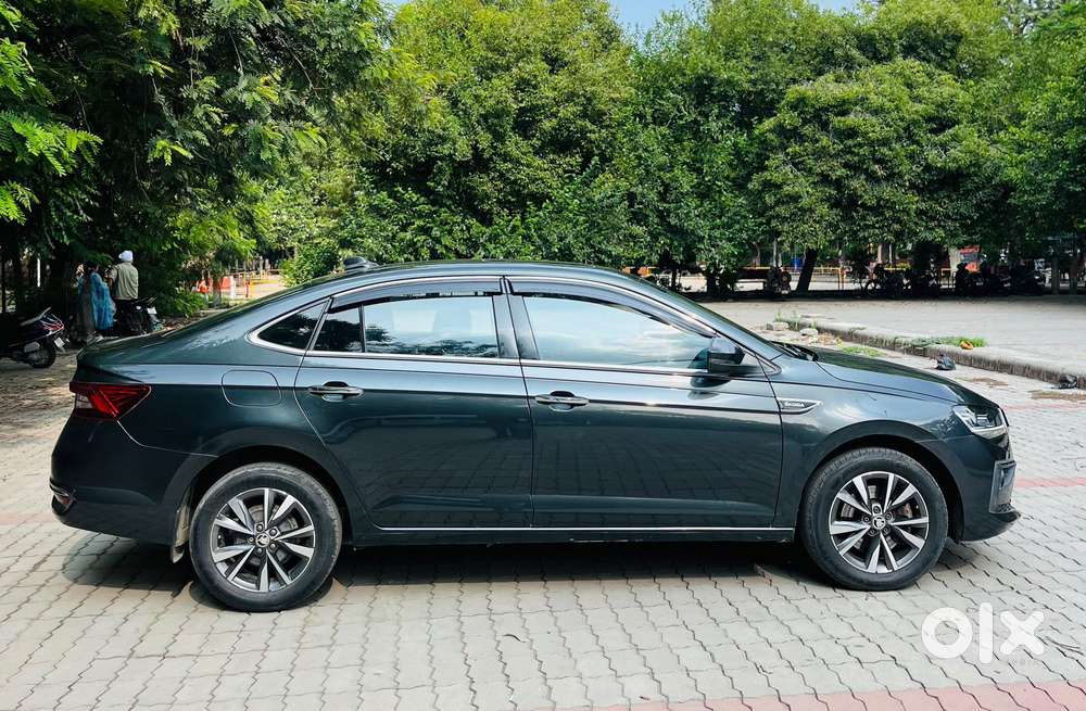Skoda Slavia Facelift, 2023, Petrol