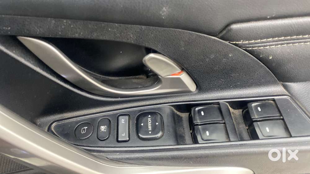 Mahindra Xuv500 W11 Option, 2018, Diesel